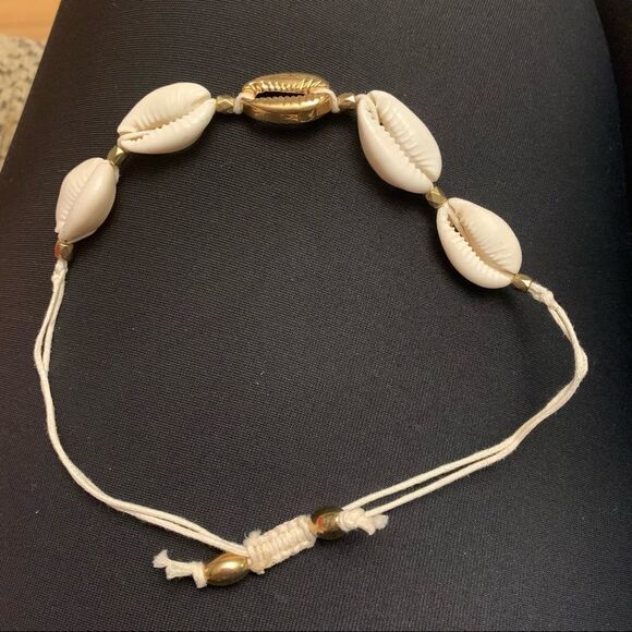 Bohemian Cowrie Shell Bracelet/Anklet - Picture 4 of 4